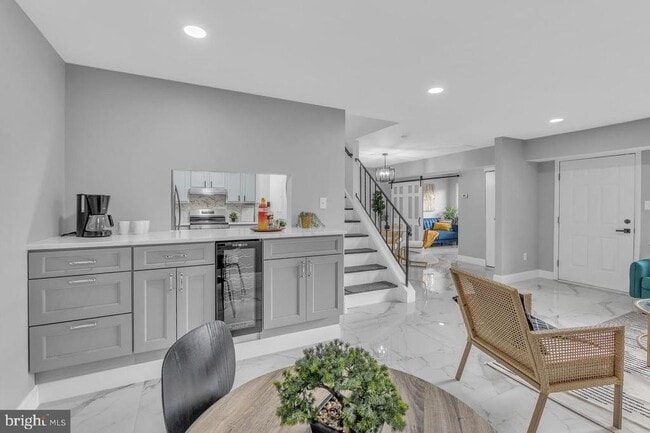 Building Photo - 201 Timber Creek Rd