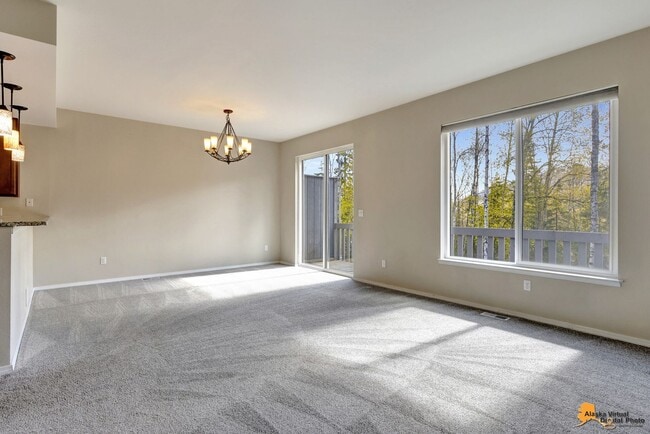 Building Photo - Beautiful 3-Bedroom Half Duplex in Eagle R...