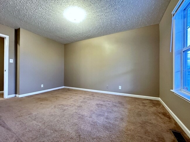 Building Photo - Single-Family in Oak Grove, KY--Deck and Large Backyard!