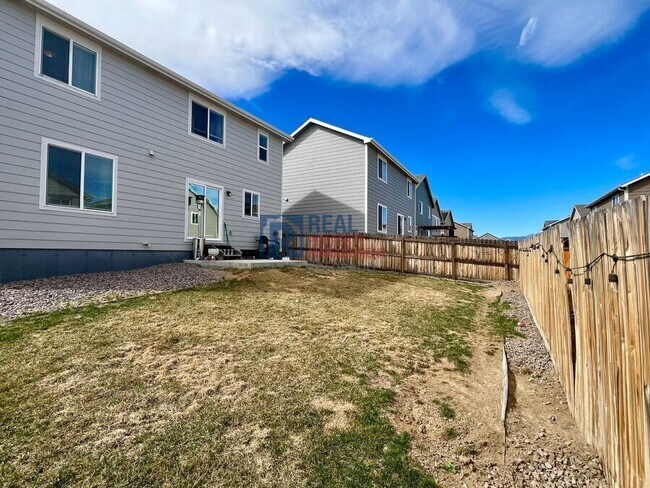 Building Photo - 10982 Rowley Dr