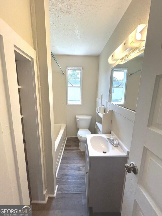 Building Photo - 2455 Pegasus Parkway