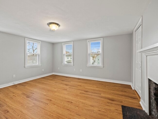 Building Photo - 27 Kilby St