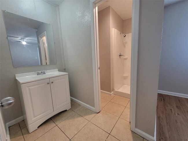 Building Photo - 10352 Cymbal Dr