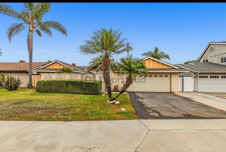 Building Photo - 20902 Mission Ln