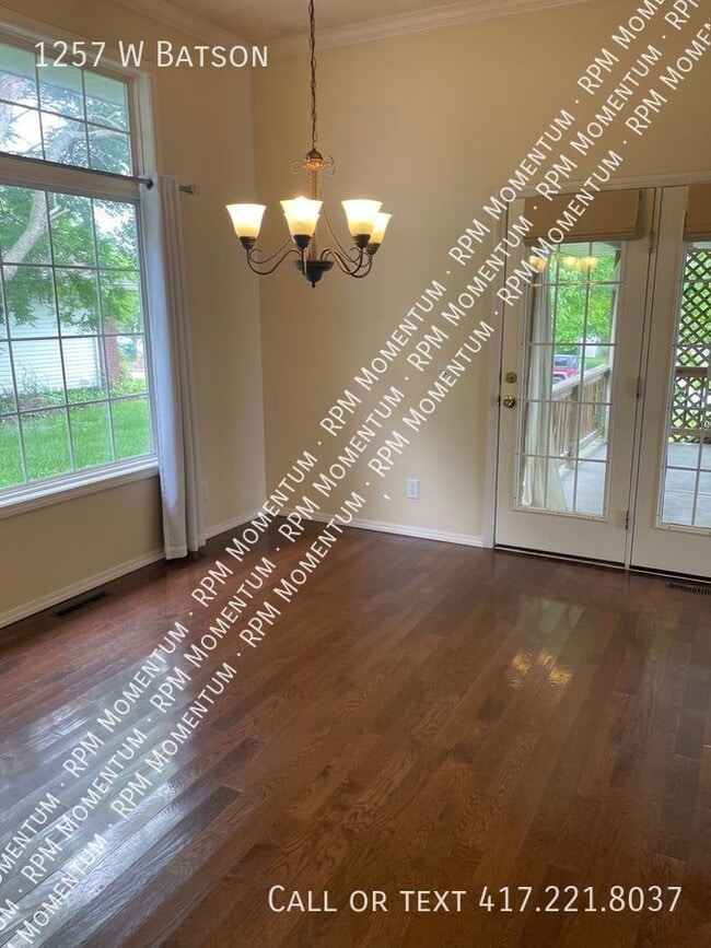Building Photo - 1257 W Batson-