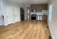 Building Photo - 16 Olyphant Pl