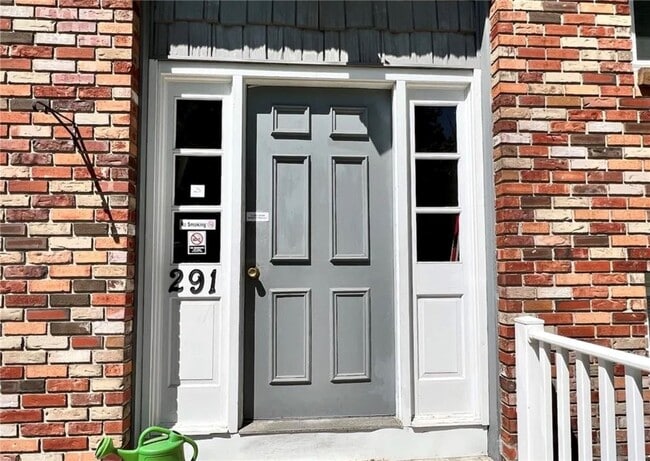Building Photo - 291 Mulberry Ave
