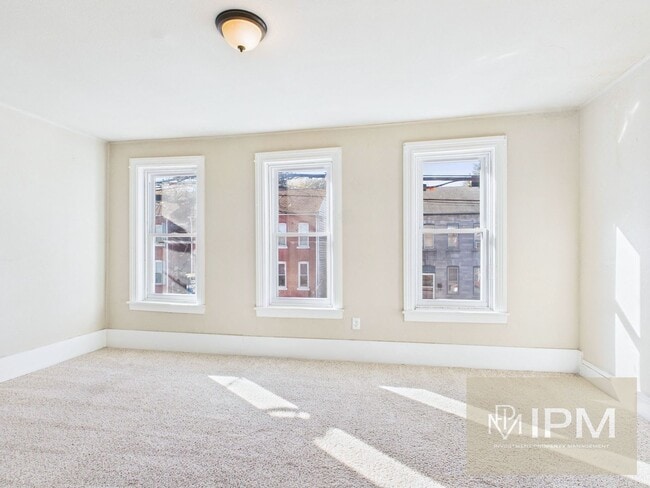 Building Photo - Charming 3 Bedroom, 1 Bath Home in Columbi...