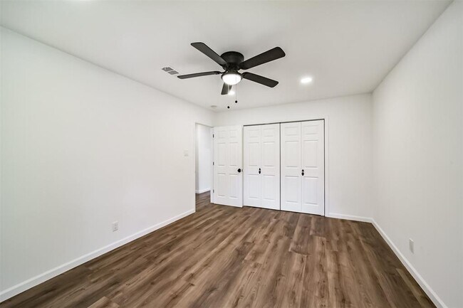 Building Photo - 2742 Triway Ln