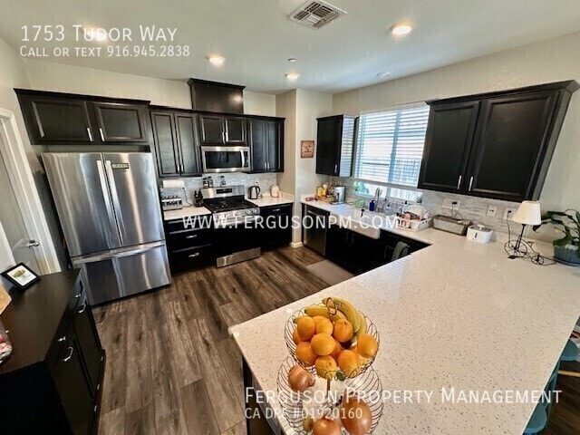 Building Photo - 1753 Tudor Wy