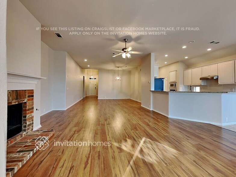 Building Photo - 7063 Alcala
