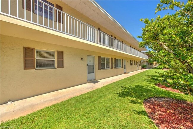 Building Photo - ANNUAL RENTAL - 2 BED/1 BATH IN POINCIANA