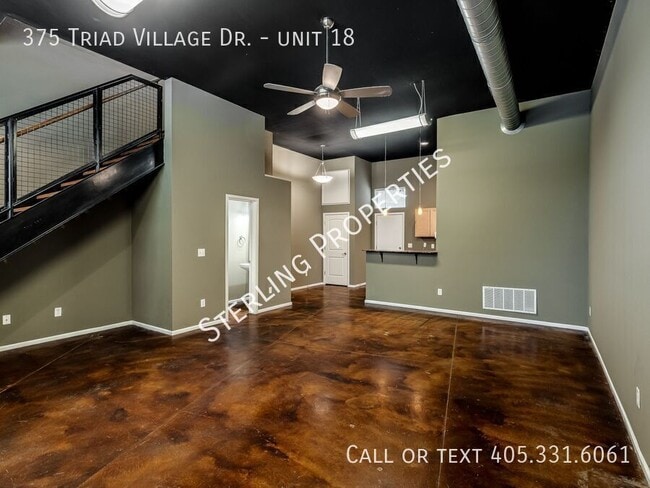 Building Photo - 375 Triad Village Dr