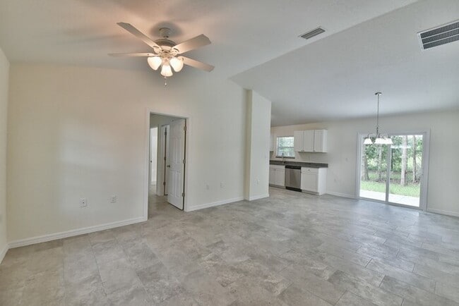 Building Photo - 6136 NW 47 Pl