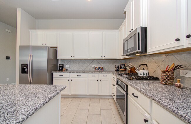 Building Photo - 10442 Eastern Bluestar Dr
