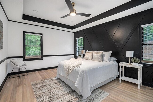 Building Photo - 788 Sherwood Rd N W