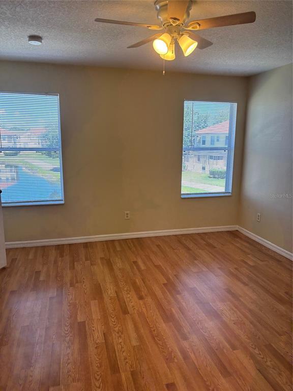 Building Photo - 1237 S Beach Cir