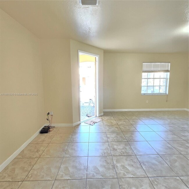 Primary Photo - 9051 SW 227th St