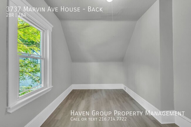 Building Photo - 3737 Marvin Ave