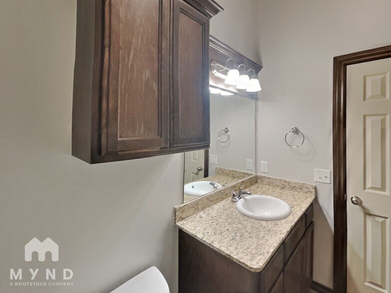 Building Photo - 1114 Merlin Dr