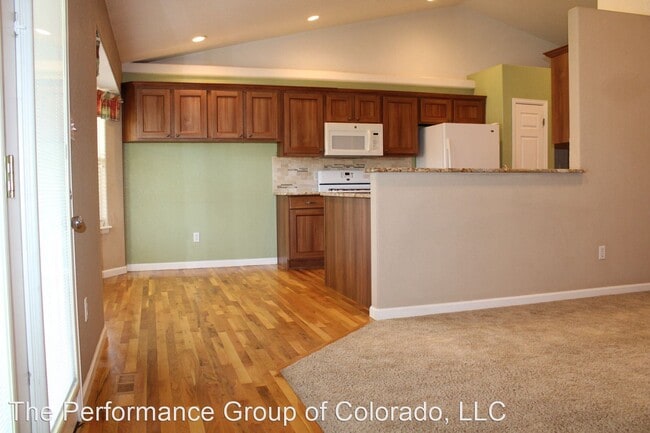 Building Photo - 4 br, 3 bath House - 4214 Getaway Place