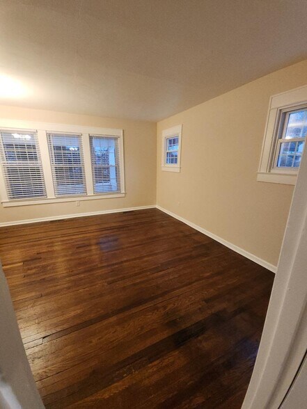 Building Photo - 1347 College Park