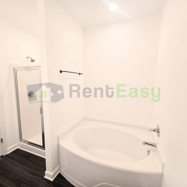 Building Photo - 2107 Steiner St