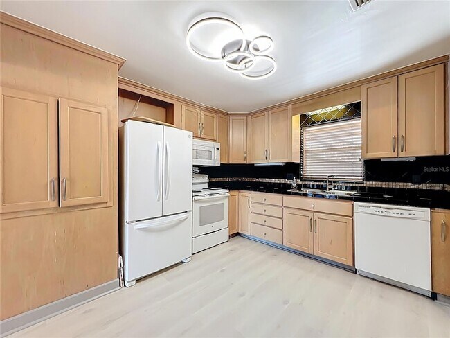 Building Photo - 3717 46th Ave S