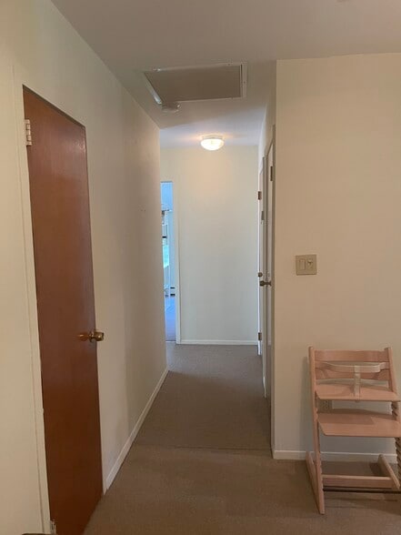 Building Photo - 2 Lotowana Ln
