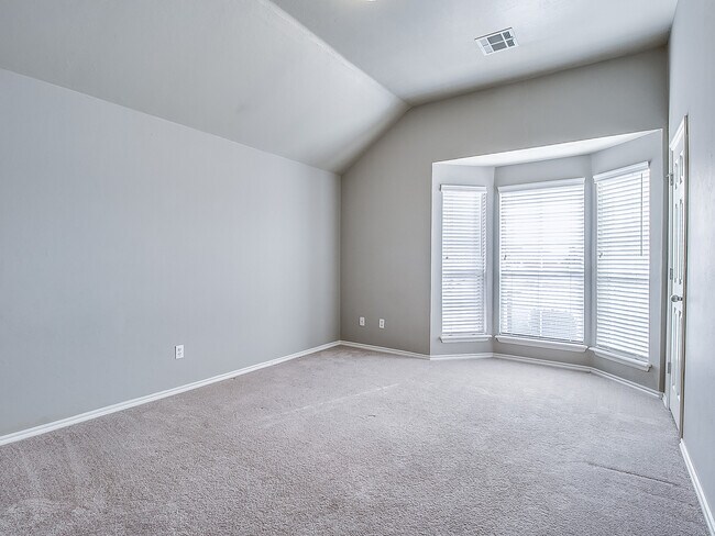 Building Photo - Cul-de-sac Lot- Deer Creek Schools- 4 Bedr...