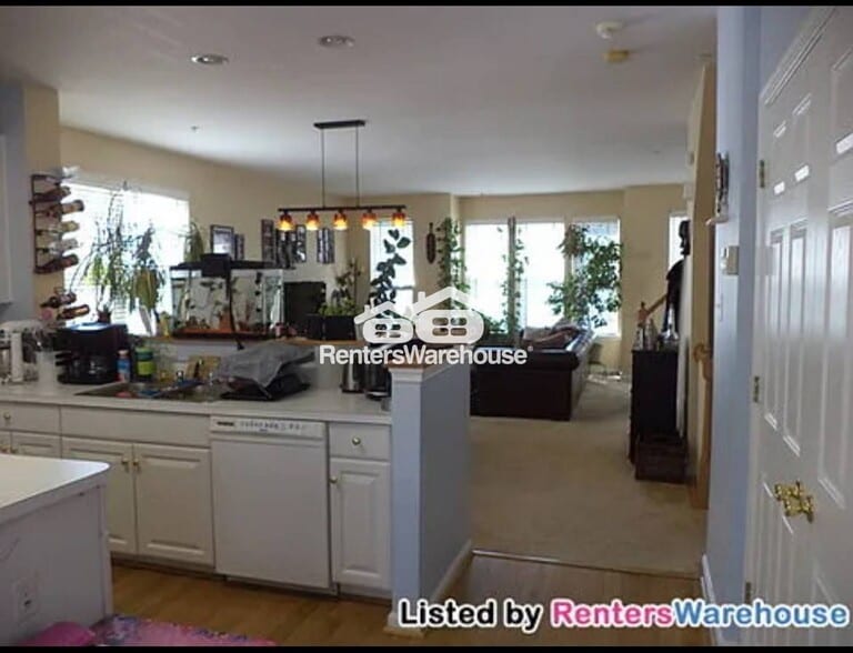 Building Photo - 2571 Vireo Ct