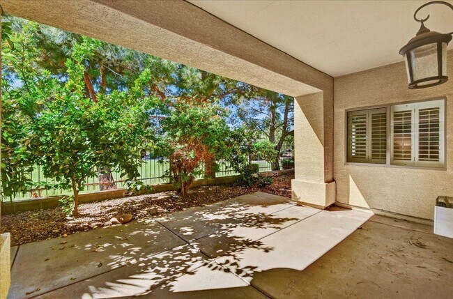 Building Photo - 3247 E Maldonado Dr