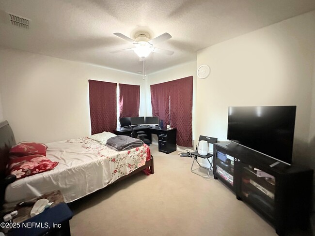 Building Photo - 14032 Saddlehill Ct