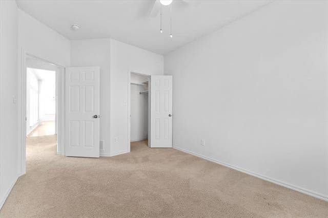 Building Photo - 8408 Falconet Cir