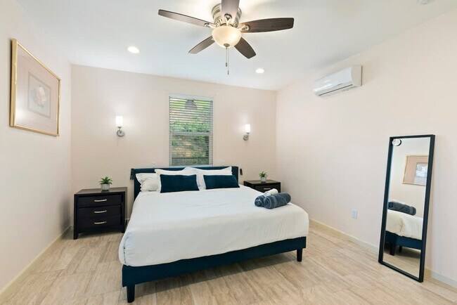 Building Photo - 17055 Rock Rd