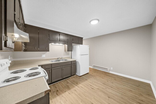 Building Photo - 114 Tandy Dr