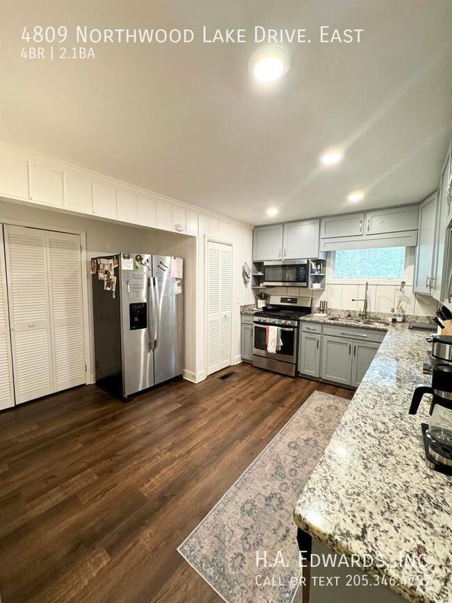 Building Photo - 4809 Northwood Lake Dr E