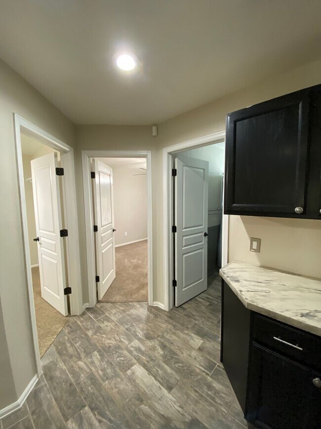 Building Photo - *COMING SOON* Beautifully Upgraded Rancher...
