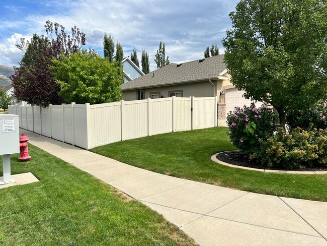 Building Photo - 564 Spring Meadow Ln