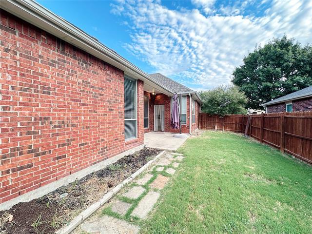 Building Photo - 1804 Travis Dr