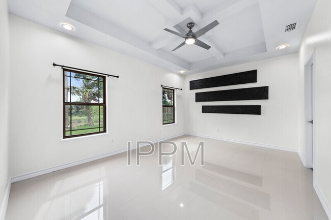 Building Photo - 7288 Rain Forest Dr