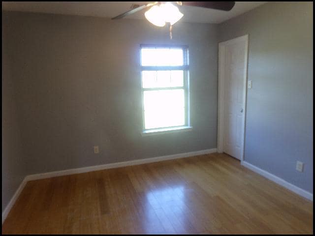 Building Photo - 100 Corbin Cir