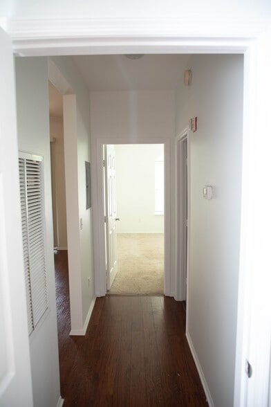 Building Photo - 140 Veracruz Dr