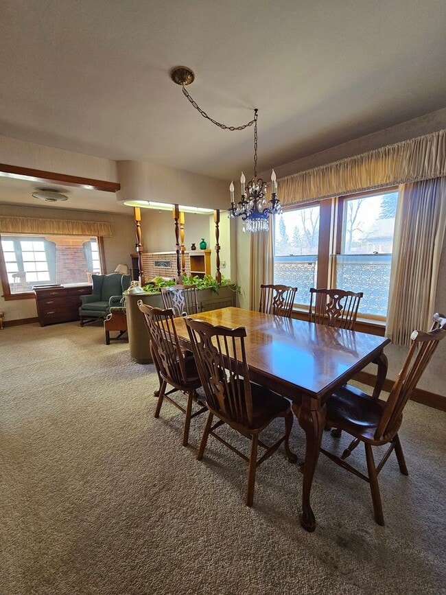 Building Photo - 4 BED | 2.5 BATH | DOUBLE GARAGE | WEST RAPID | FURNISHED