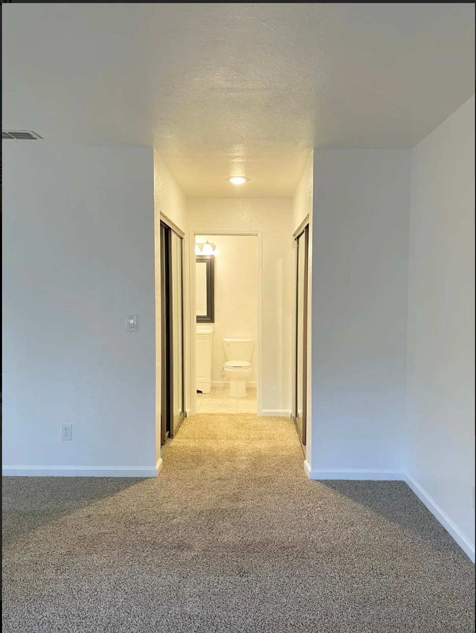 Building Photo - 1788 Long Barn Way