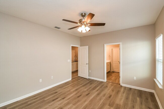 Building Photo - 7049 Bowers Creek Dr