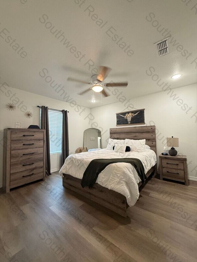 Building Photo - 2105 Bobwhite Ct