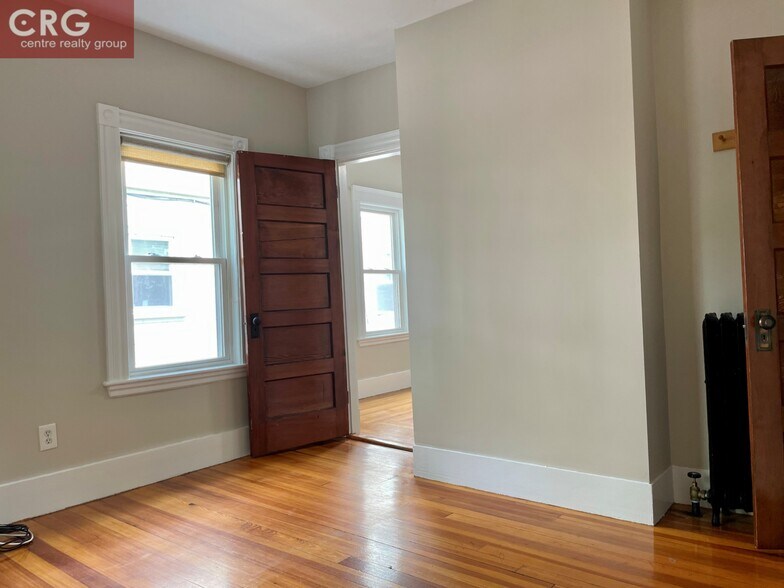 Building Photo - 294 Boston Ave