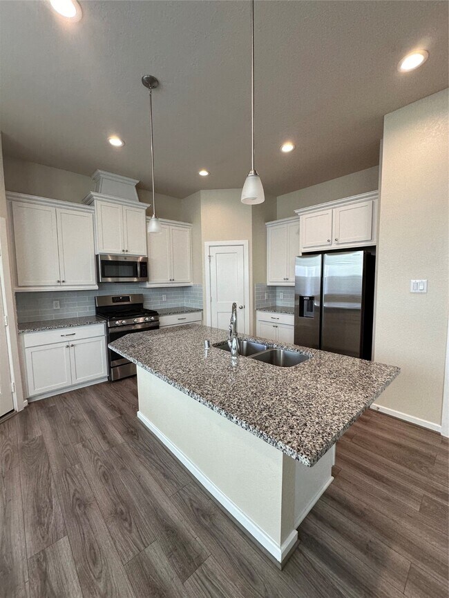 Building Photo - 15019 Red Dam Trl