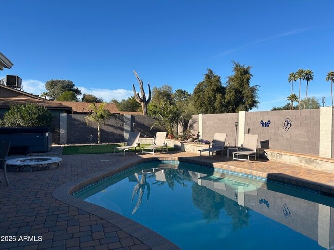 Building Photo - 6224 E Evans Dr